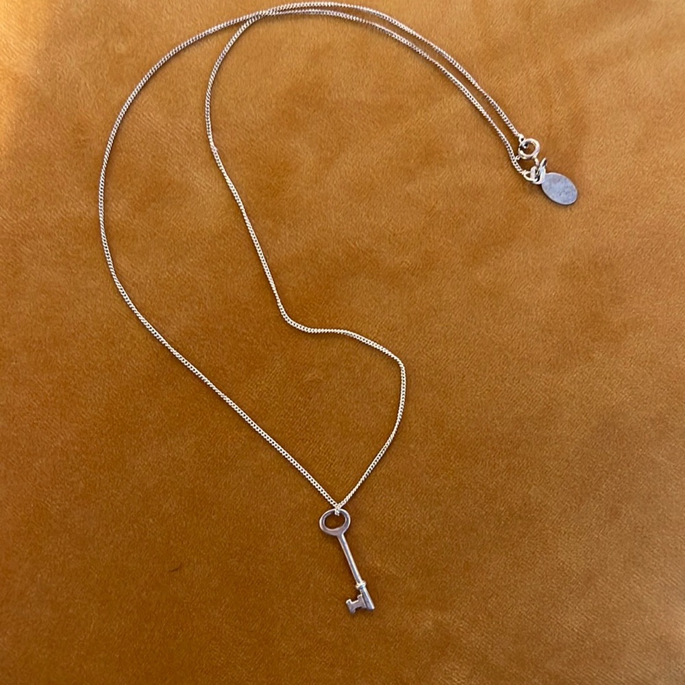 925 necklace with key pendant